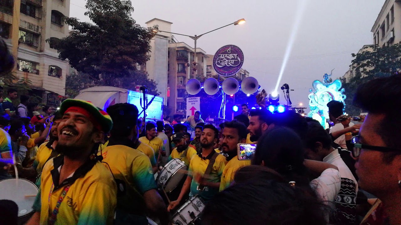 Lalbaug beats ala re ala Ganesha song plays at Charkop cha Peshwa 2019 maghianesh utsav