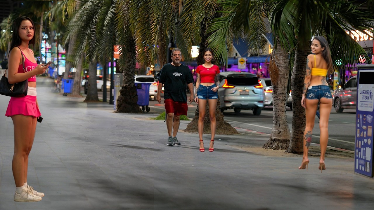 Dream Vacation in Thailand 🌸 Why Pattaya Beach Road So Lively