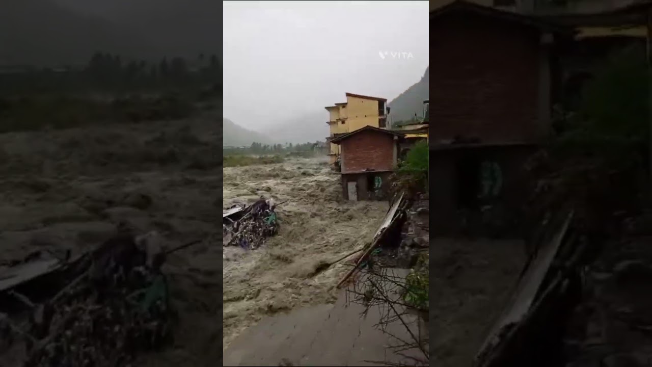 Flood in Mandi || Himachal Pradesh || Landsliding #trending #viral #india