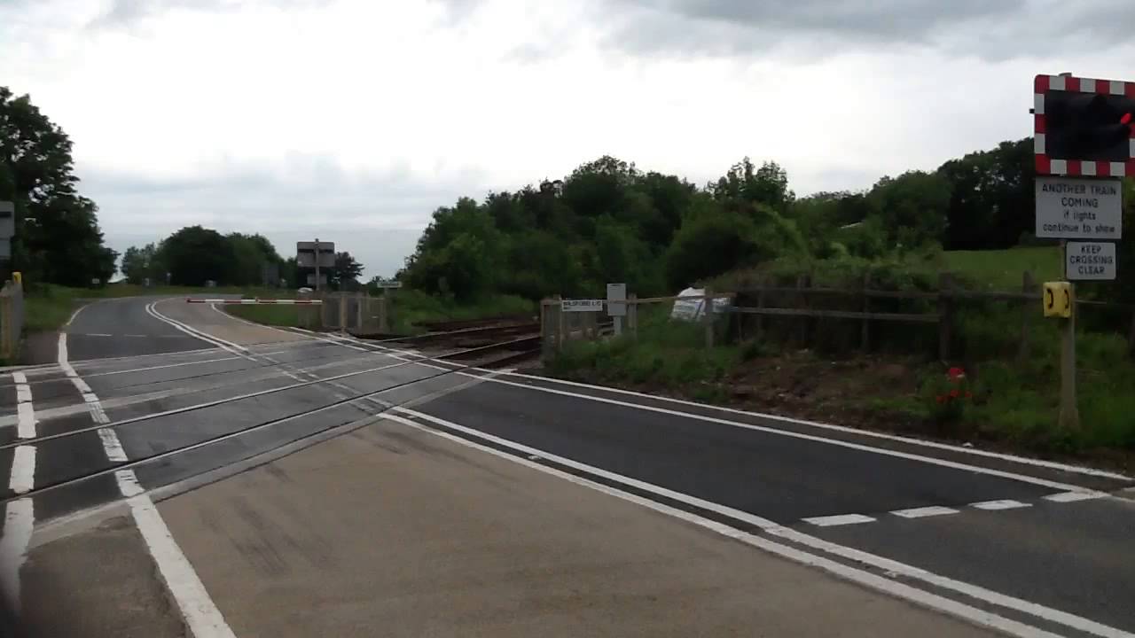 Wilsford level crossing (lincs) Saturday 26.5.14