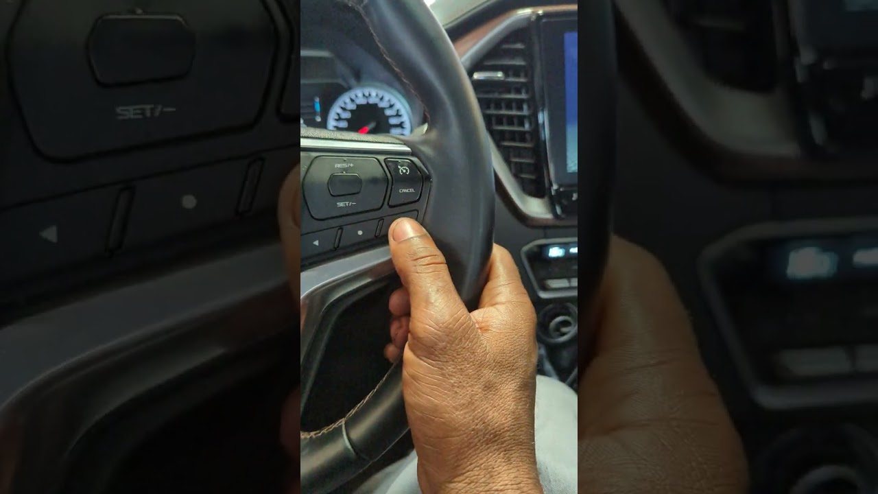 cómo resetear el mantenimiento requerido de Isuzu D'MAX 2023 2024
