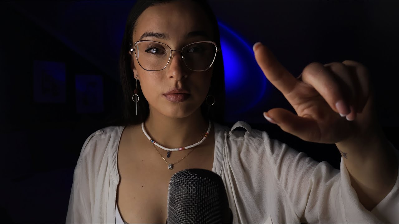 ASMR Air Tracing Random Things for you to guess 💤 (whispering)