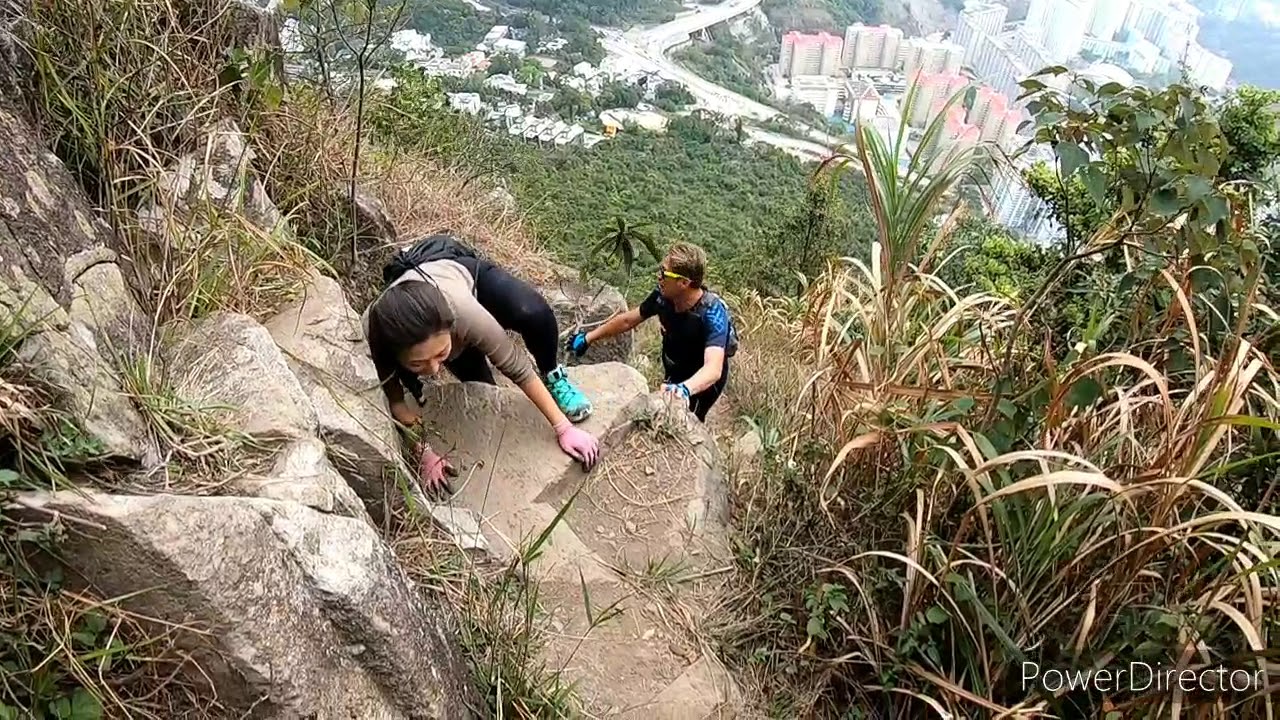 自殺崖 （恐懼鬥室）