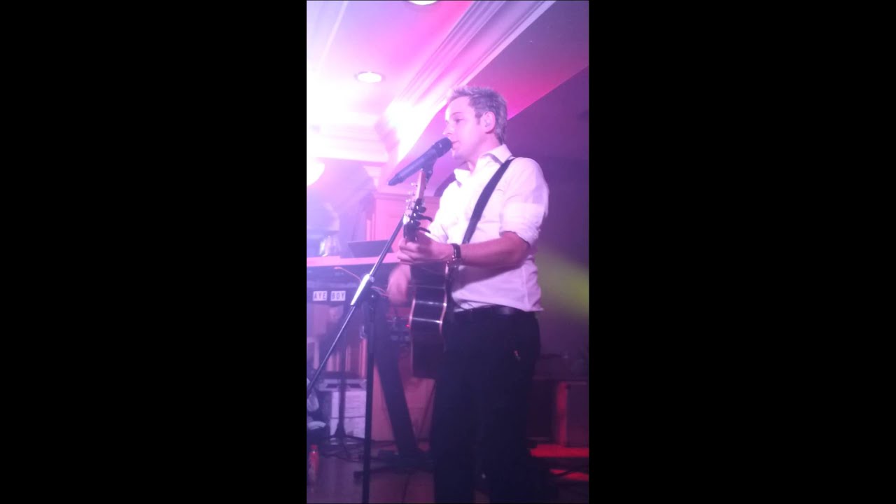 Derek ryan live at the ryandale moy