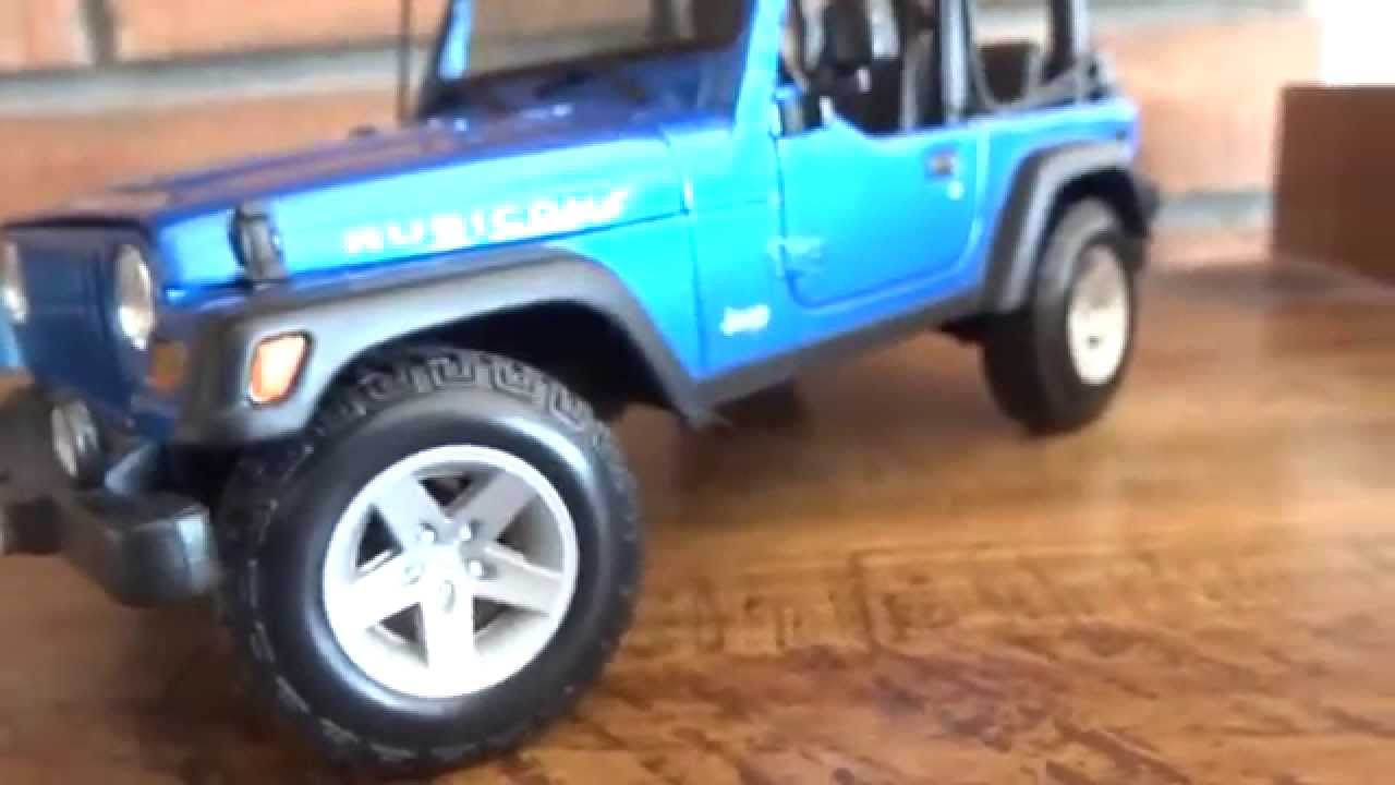 Review of 1/18 Jeep Wrangler Rubicon by Maisto (HD)