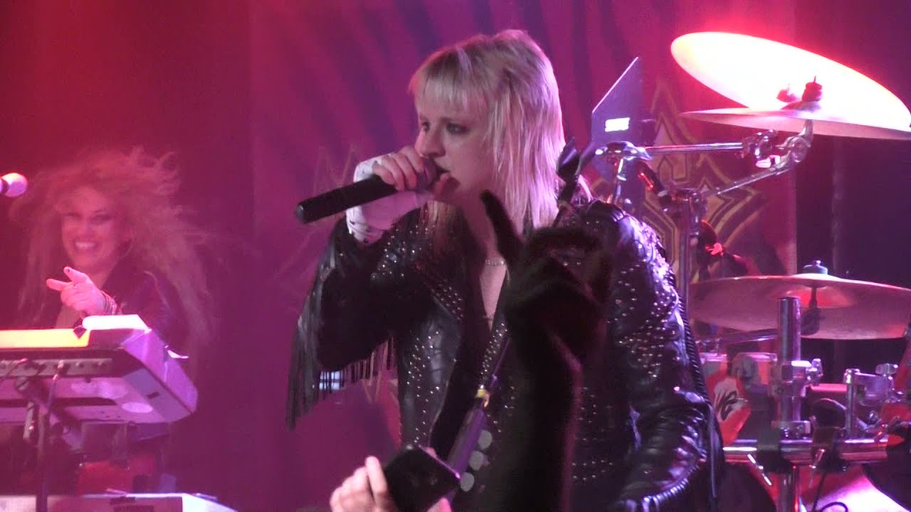 Hairbangers Ball - I Remember You (Skid Row cover) @Kelly's Bleachers II - Wind Lake, WI - 12/5/2021