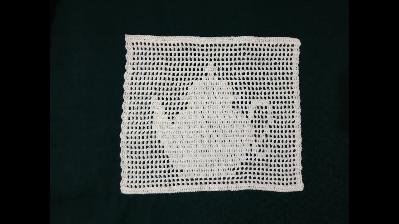 مفرش كروشيه برسمة الابريق بالكروشيه الفيليه/doily crochet/filet crochet
