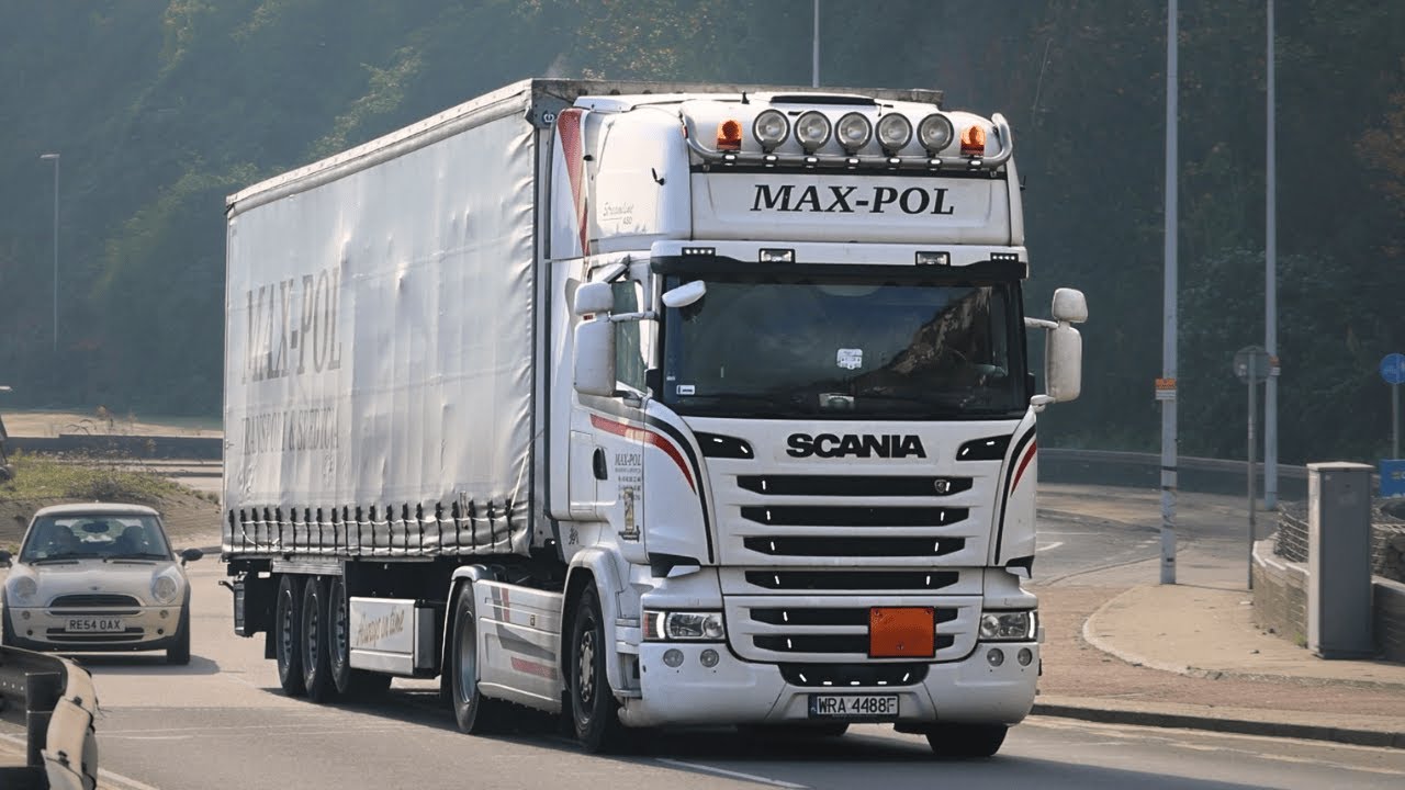 [ 4K ] Truck Spotting at the Port Of Dover - Vol. 4
