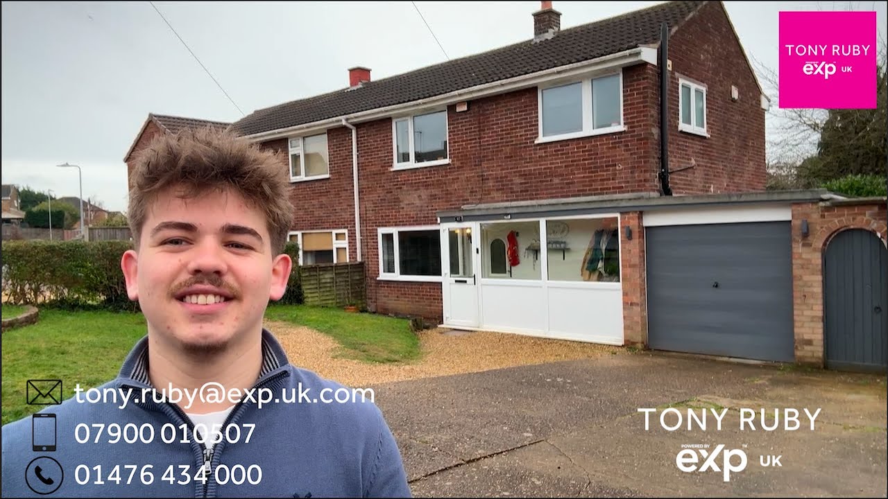 🏡 Three Bedroom Foster Semi-Detached Home | Quiet Location | Generous Driveway and Rear Garden