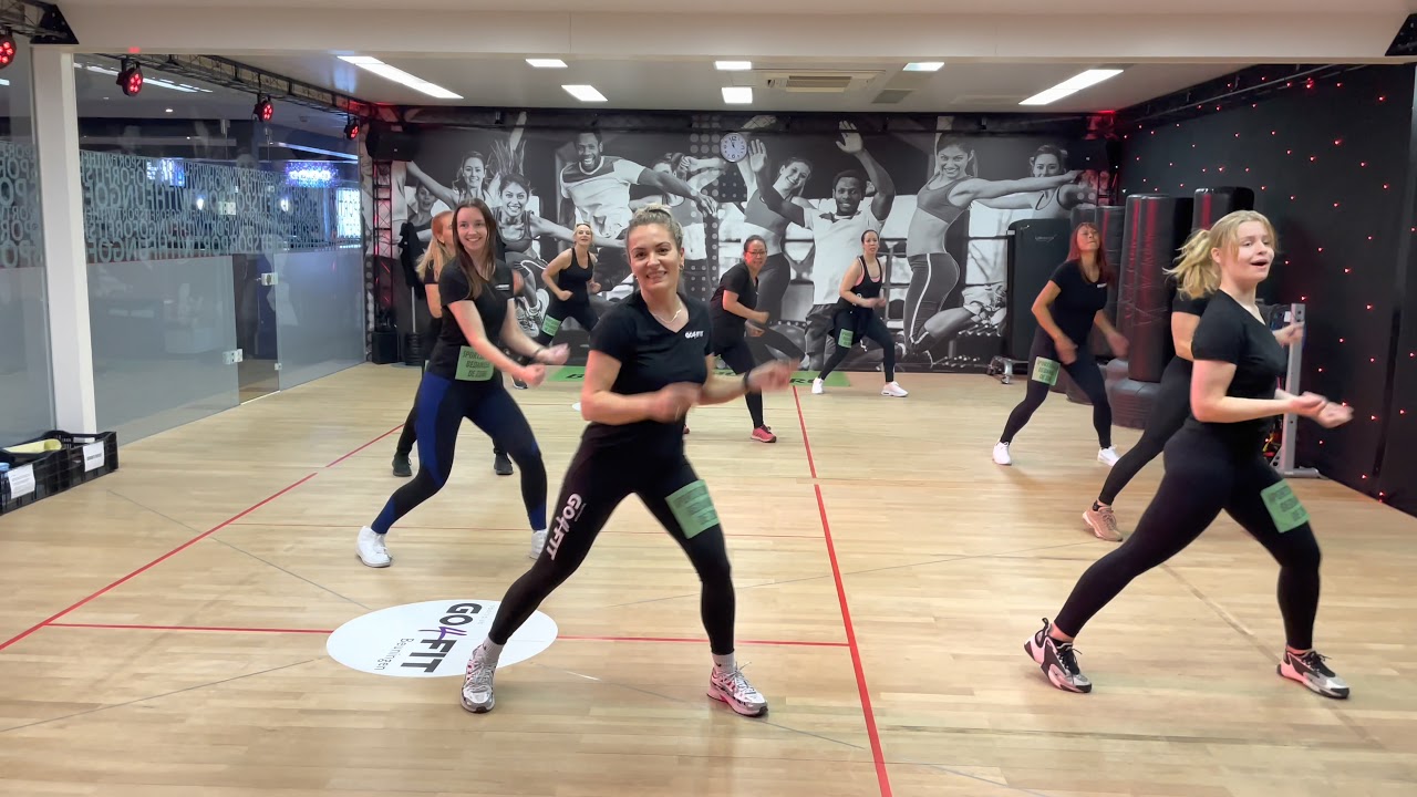 Flashmob van Go4Fit voor de dag van de Verpleging, 12 mei. Sportscholen bedanken de Zorg!
