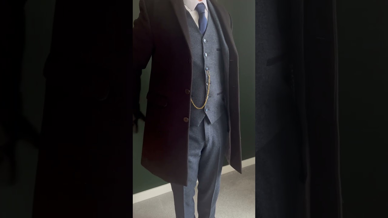 Dressing Smart Everyday. #welldressed#shelby#tommyshelby#oldmoneyaesthetic