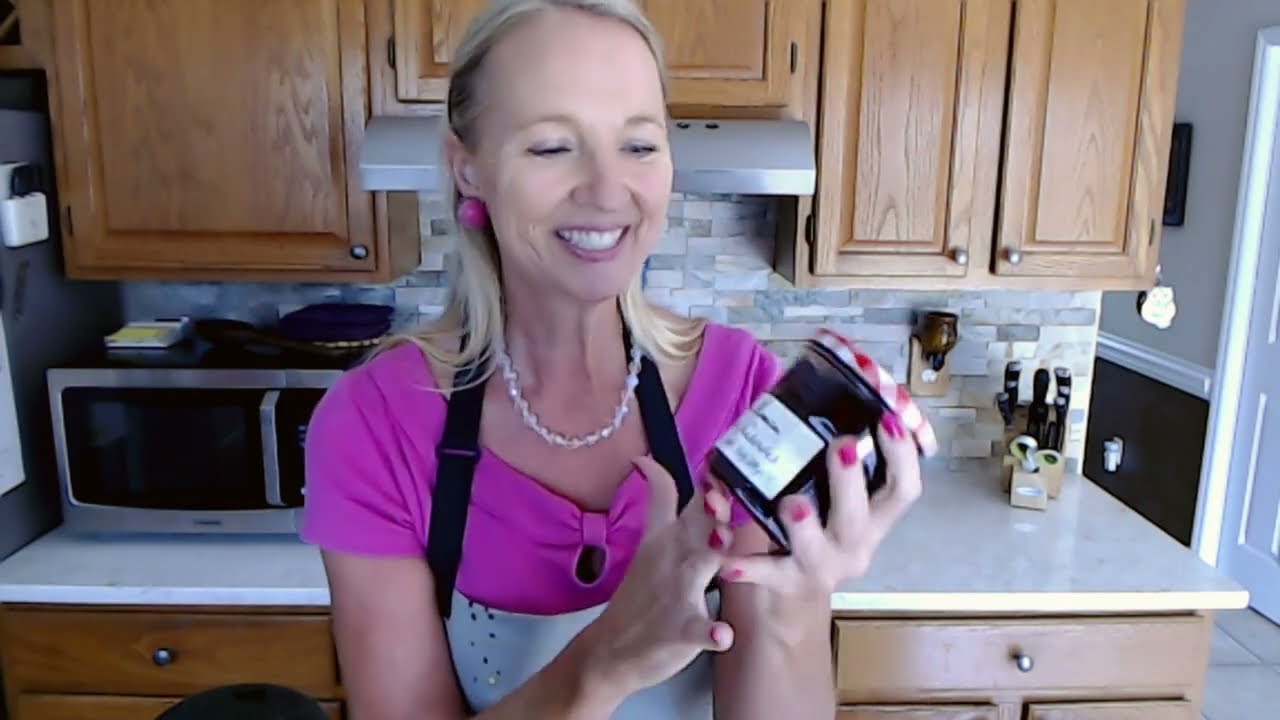 ASMR | Making Strawberry Shortcake Muddy Buddies (Soft Spoken)