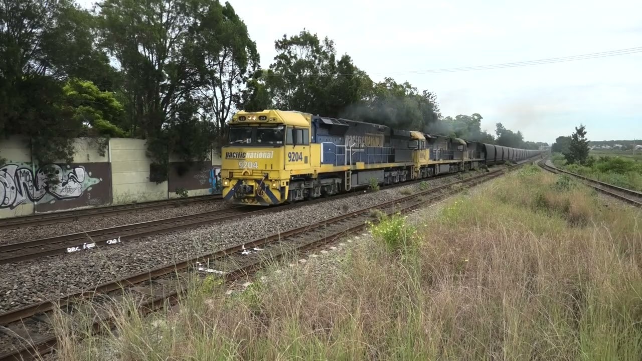 ND124 (10. 54) at beresfield (9204- 9206- 9209) on 23- 2- 26