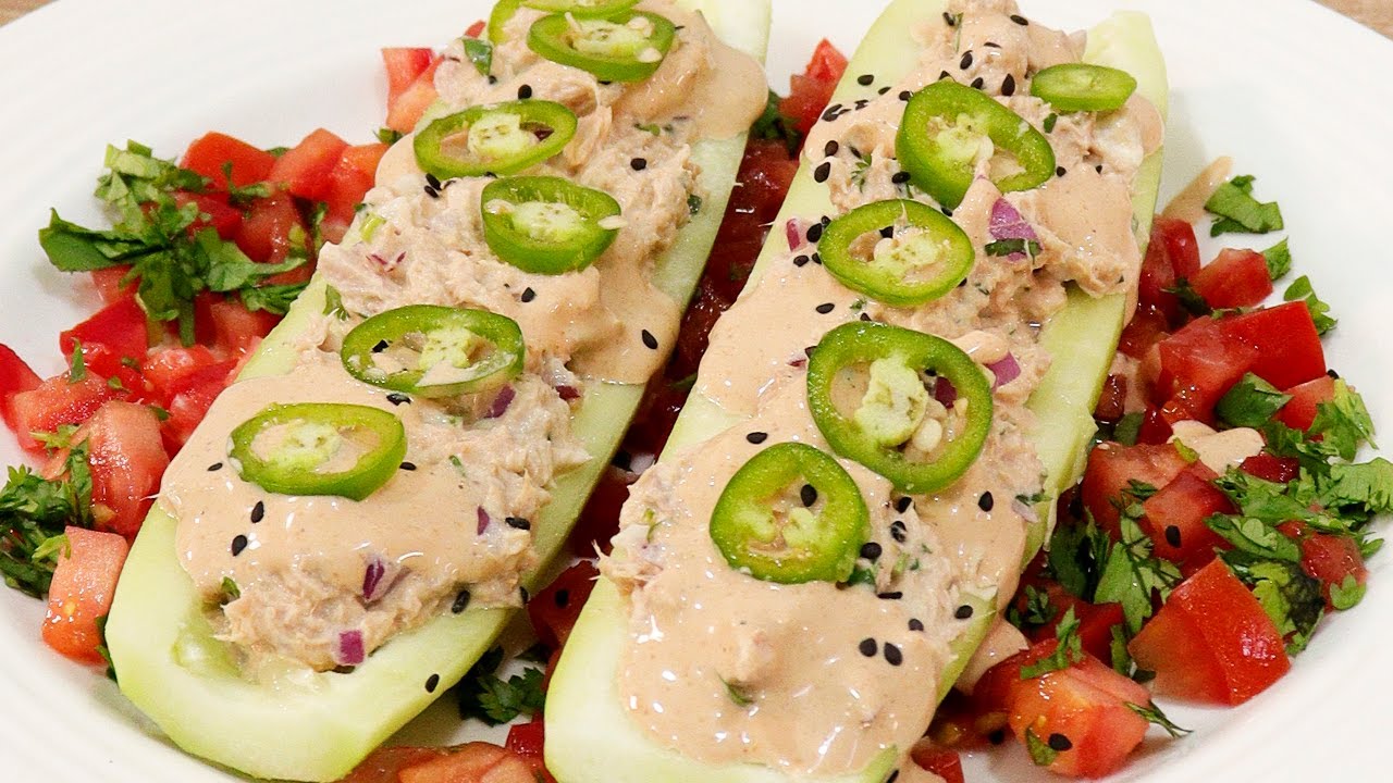Pepinos rellenos de atún