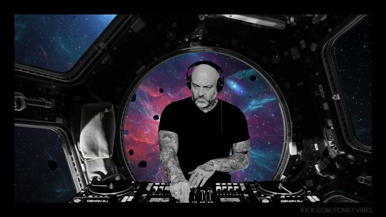 🪐Groovy Techno Space Flight🪐