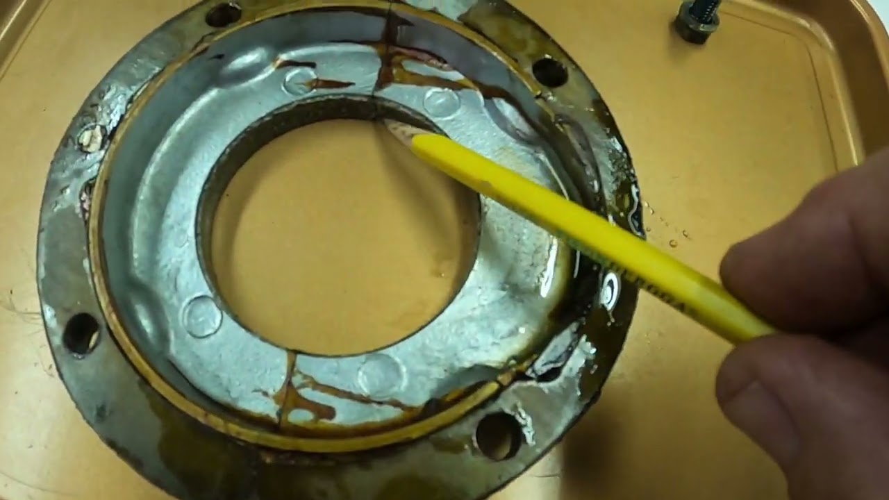 David Brown e18 remove rear main oil seal