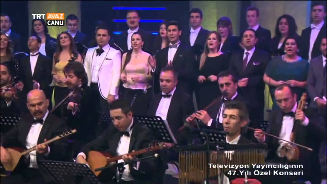 Koro - Şu Gelen Atlı Mıdır - Esmerim Biçim Biçim - TRT 47. Yıl Özel Konseri - TRT Avaz