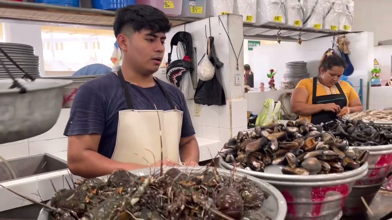 MARISCOS frescos en el puerto de la Libertad EL SALVADOR centro america….
