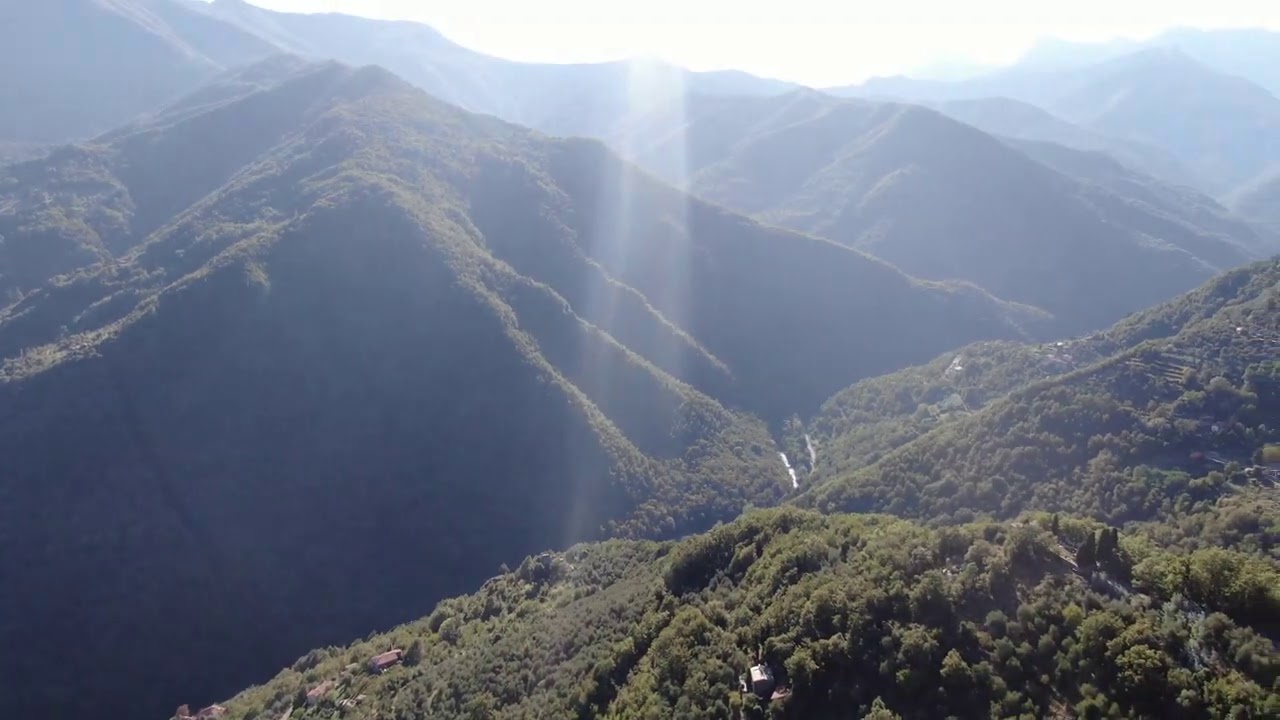 Droni e borghi antichi : AGAGGIO SUPERIORE