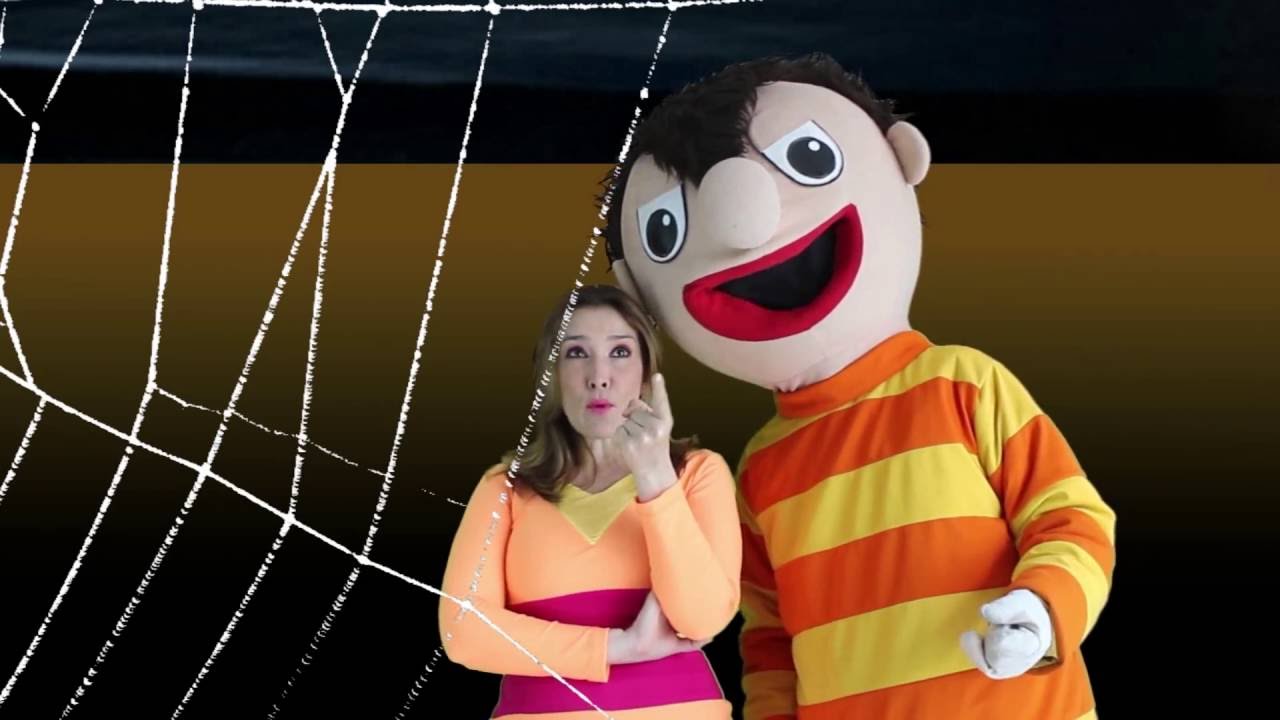 El Monstruo abajo de la cama - El Show de Bely y Beto