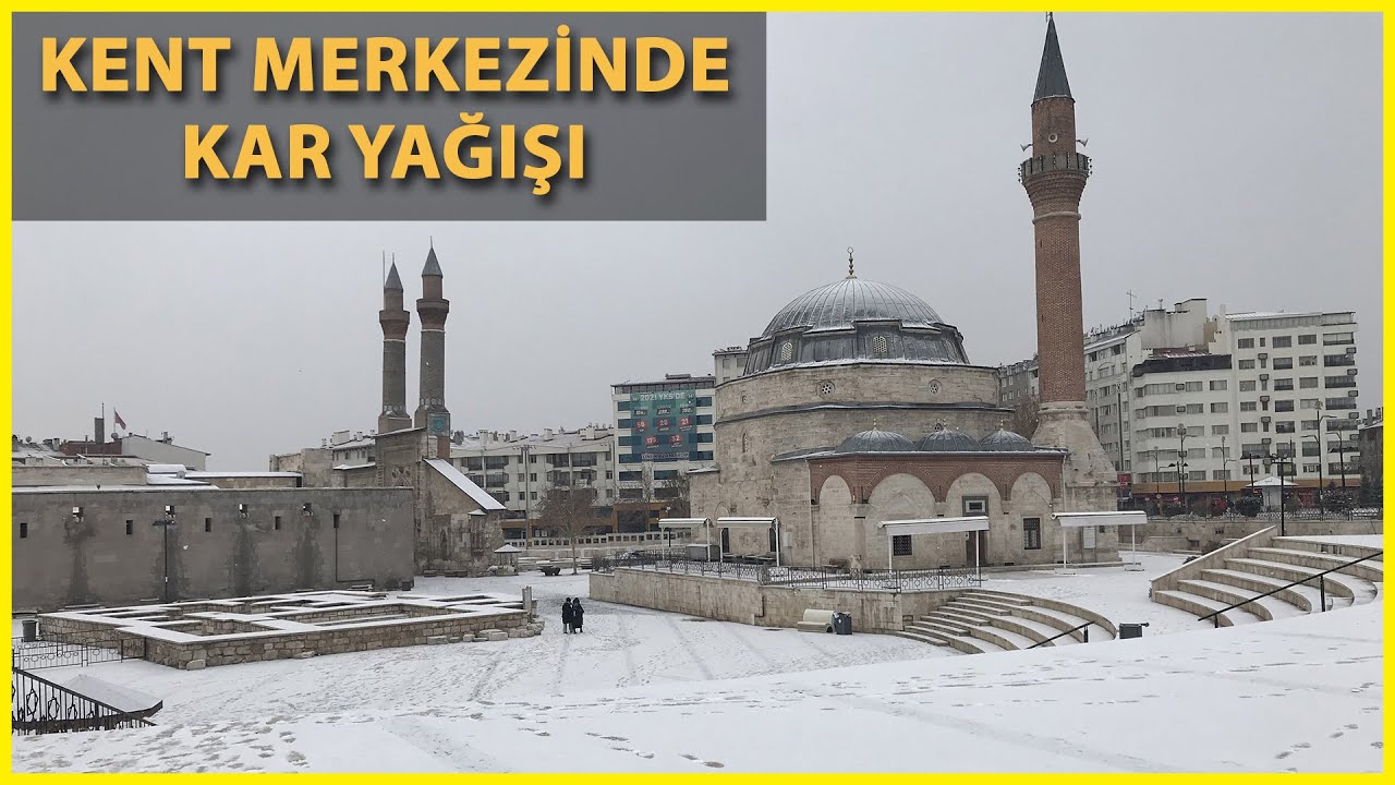 Sivas Yeni Yıla Kar Yağışıyla Başladı