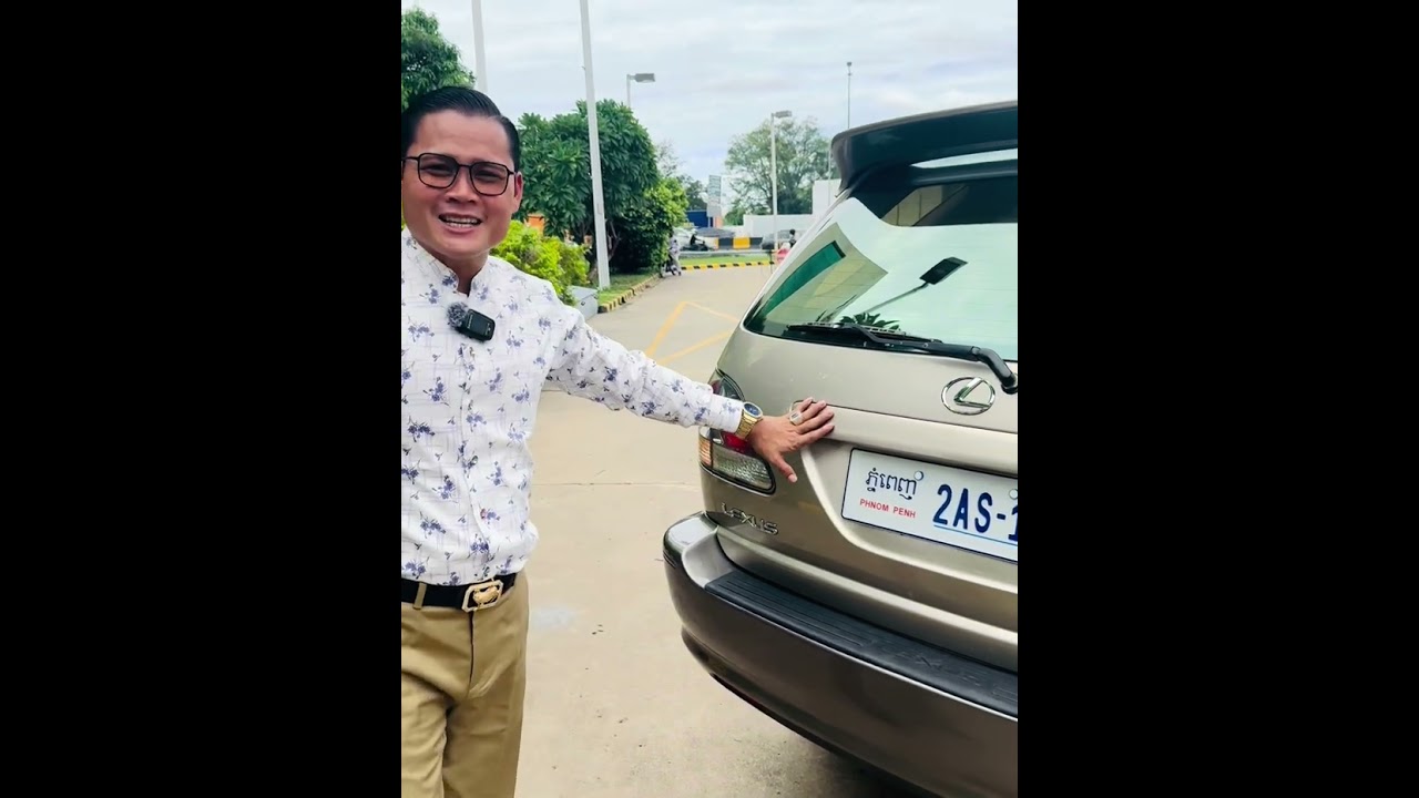 Lexus Rx 300 ឆ្នាំ2002  ប៉ុង 1ពណ័ ទឹកមាស តម្លៃ : 11700$ - Tel : 0975916444