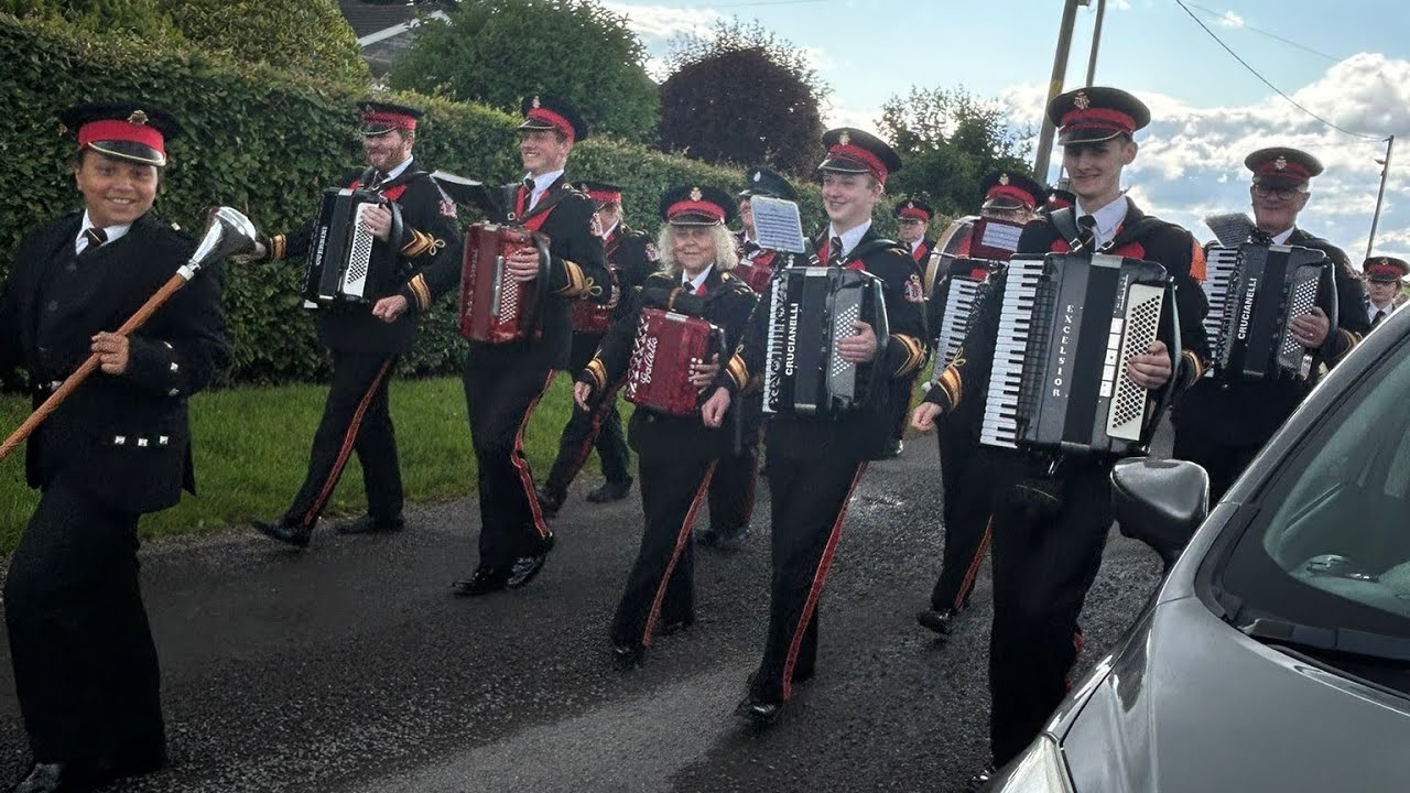 Derryfubble acc. playing ‘Abide with me & Nearer my God’ @ Ballynabraggett LOL 14 Church parade.
