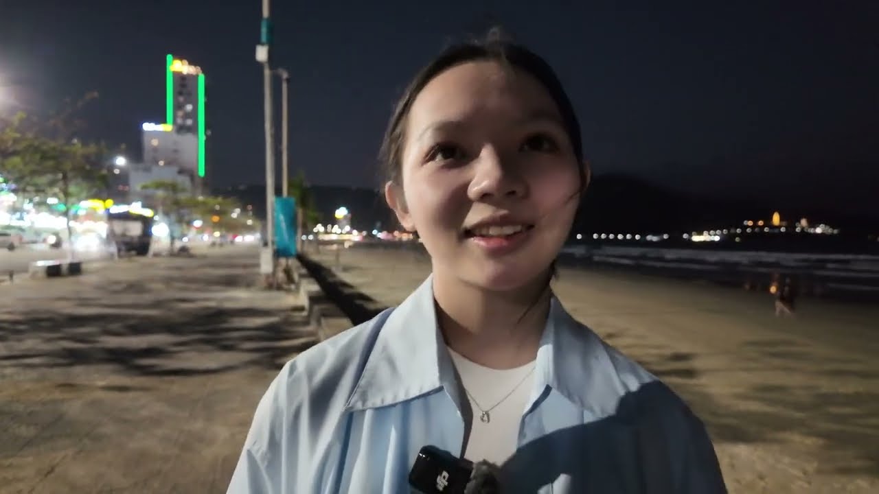 Interview with a girl in Da Nang, Vietnam