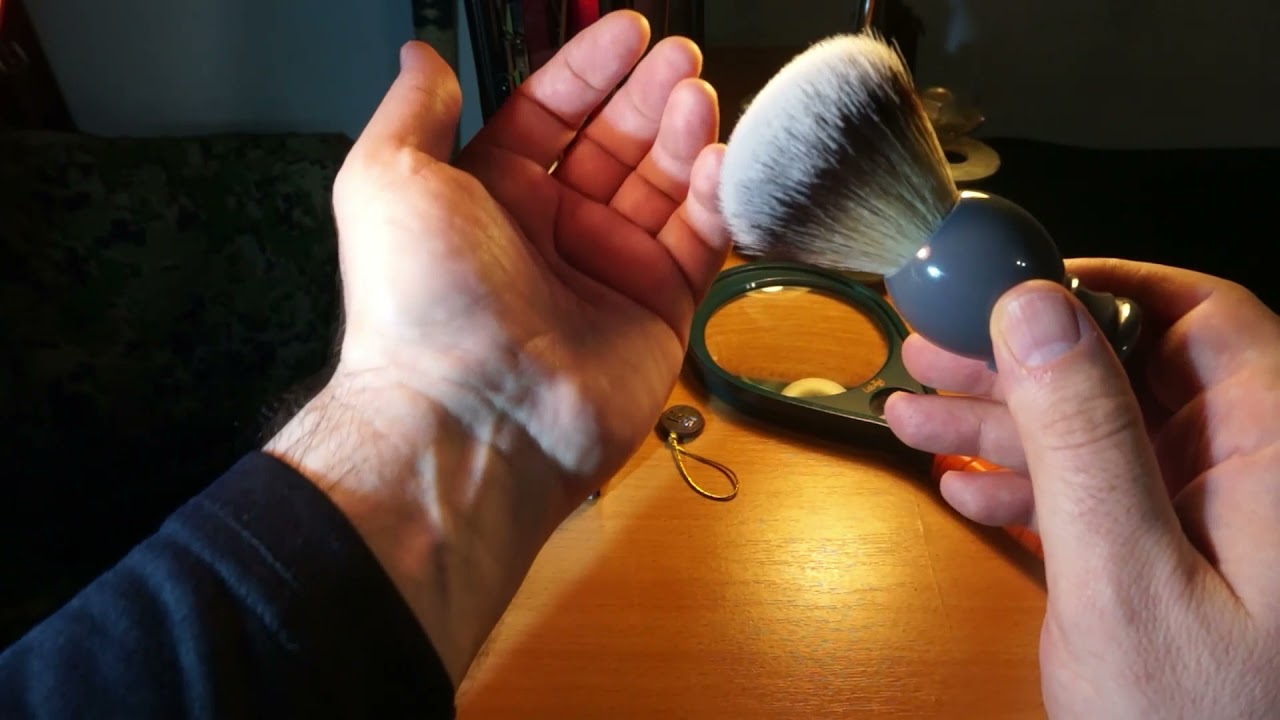 Видеообзор помазка для бритья KURT, синтетический ворс HI-BRUSH, К_10214S