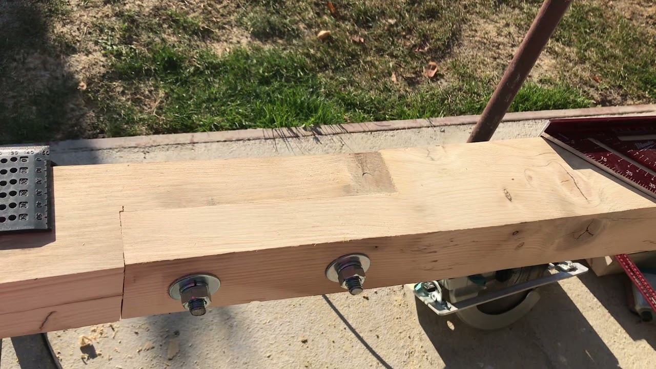 &Icirc;mbinare grinda din lemn refolosit