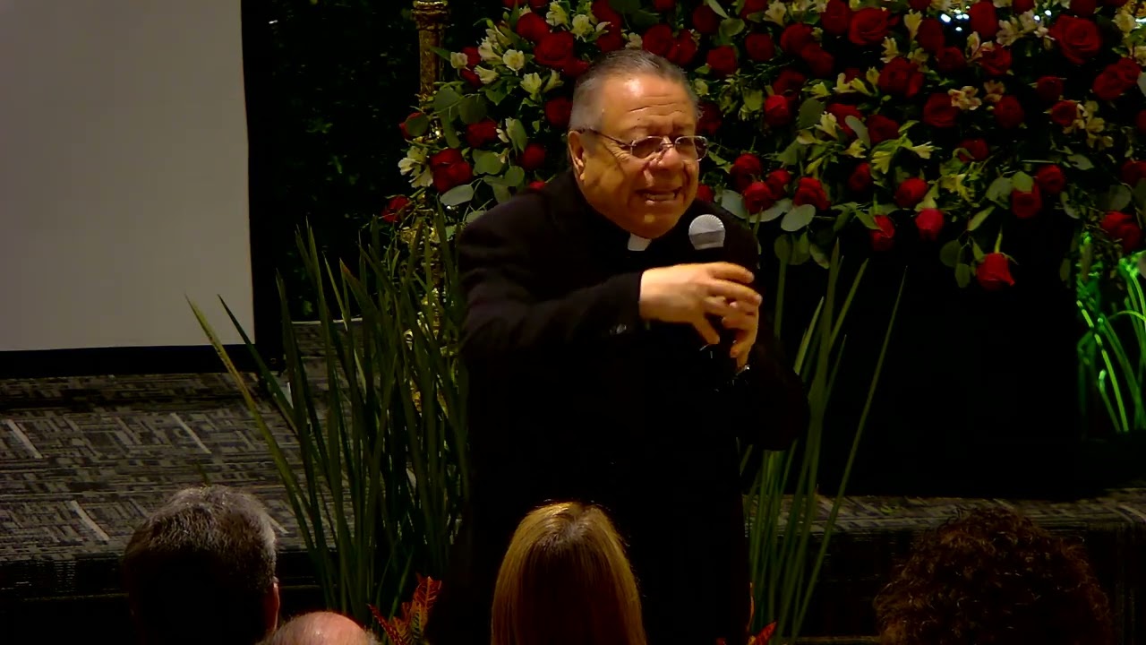 3/3 La Verdad de Guadalupe - Conferencia con Monseñor Eduardo Chávez