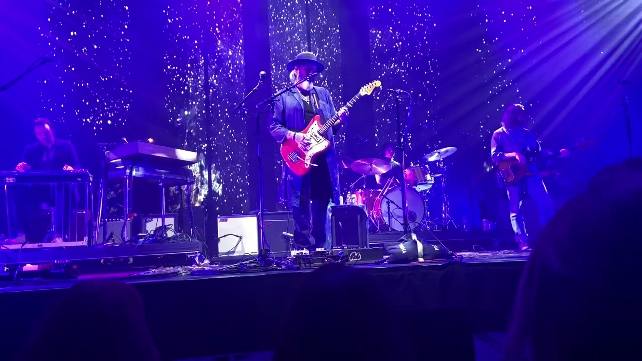 City and Colour 2024 Tour start in Victoria BC - Hello, I’m In Delaware