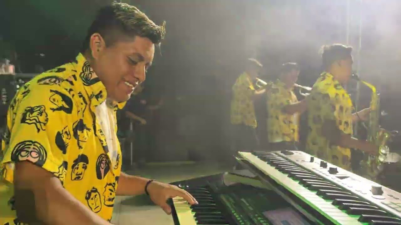 Te Gusta el Ta, Rikititiki, El Gavilan Colorado  · Maik y Su Musical Sonora