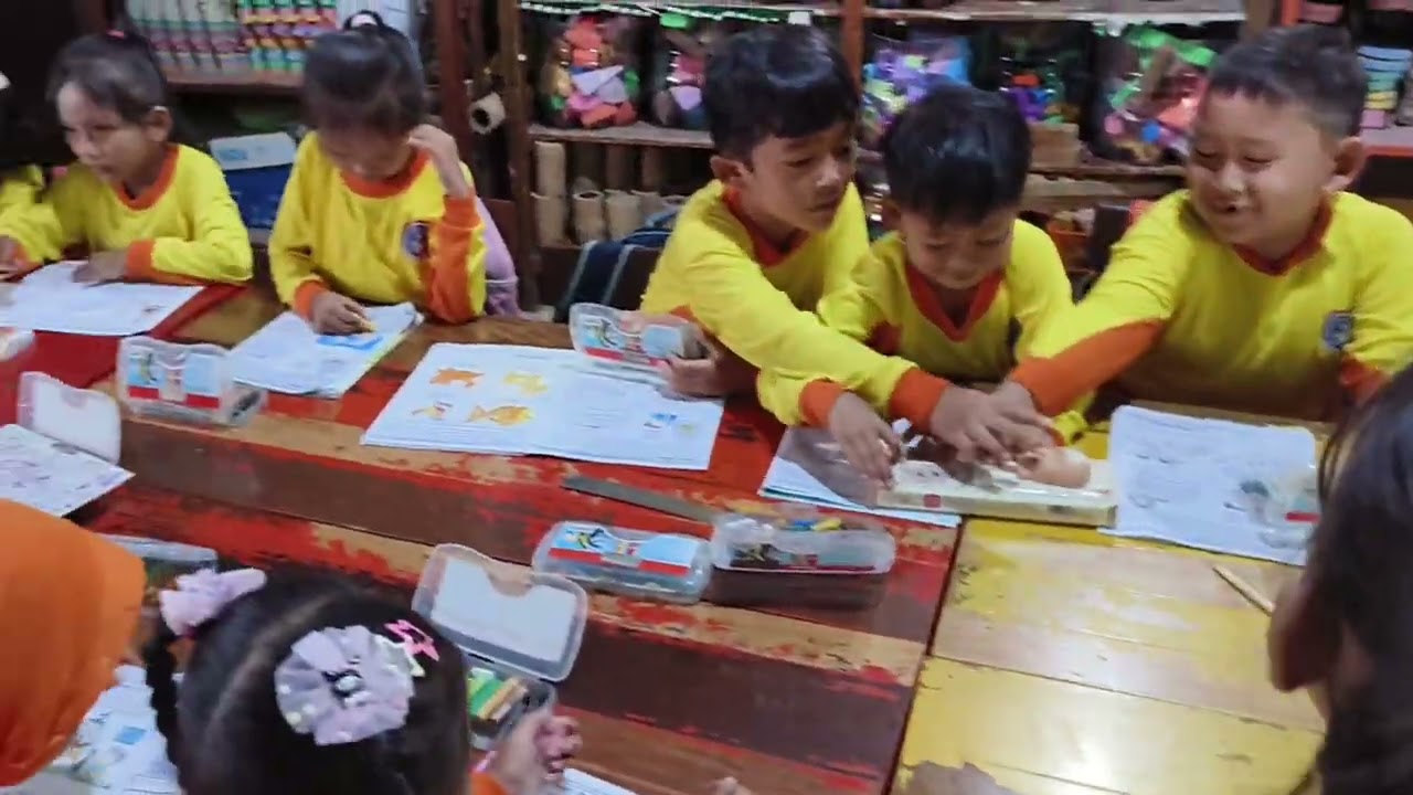 Semangatnya Anak-anak Tk PKK 42 Polaman