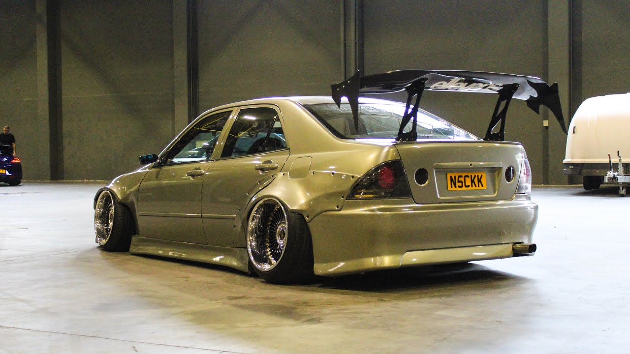 Widebody Swapped V8 Lexus IS200 w/ Straight Pipe - Start up, Acceleration, Loud sounds,...