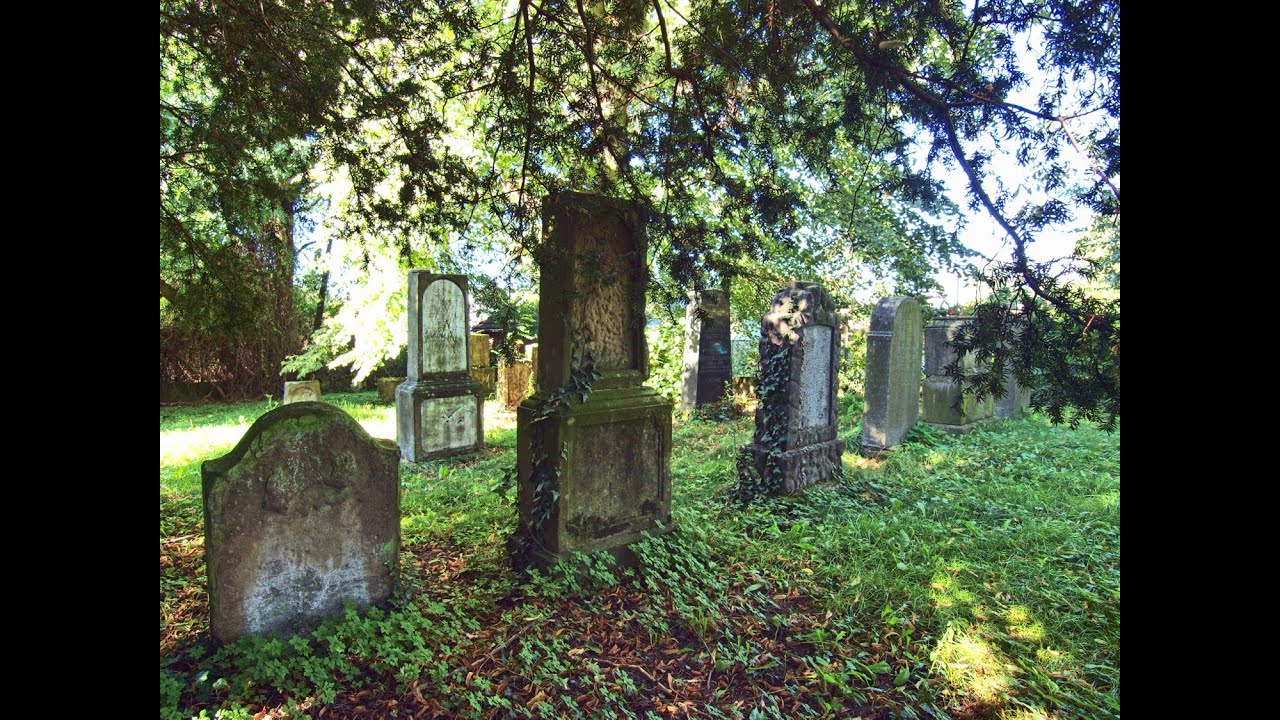 Der Jüdische Friedhof Stommeln - Photographien von Andreas Engelmann