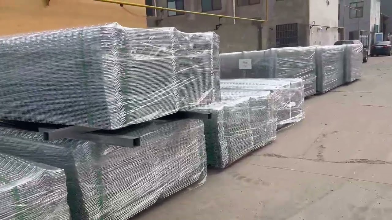3D Bending Mesh Fence Loading – Factory to Global Shipping | CowanMachinery