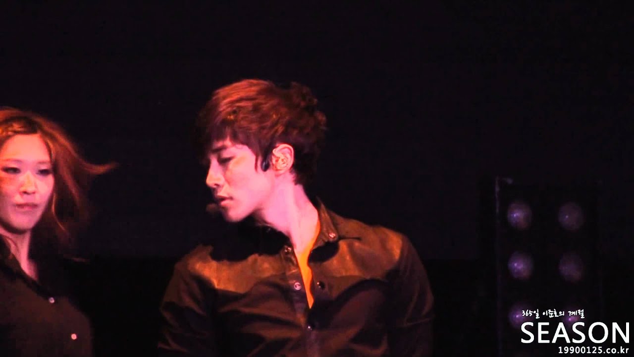 120310 2PM HANDS UP ASIA TOUR in HONGKONG - Back2U 백투유 준호 직캠