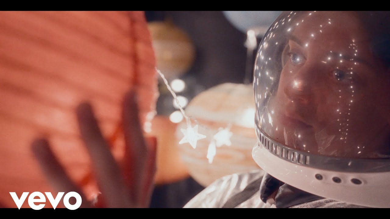 Miette Hope - Astronaut