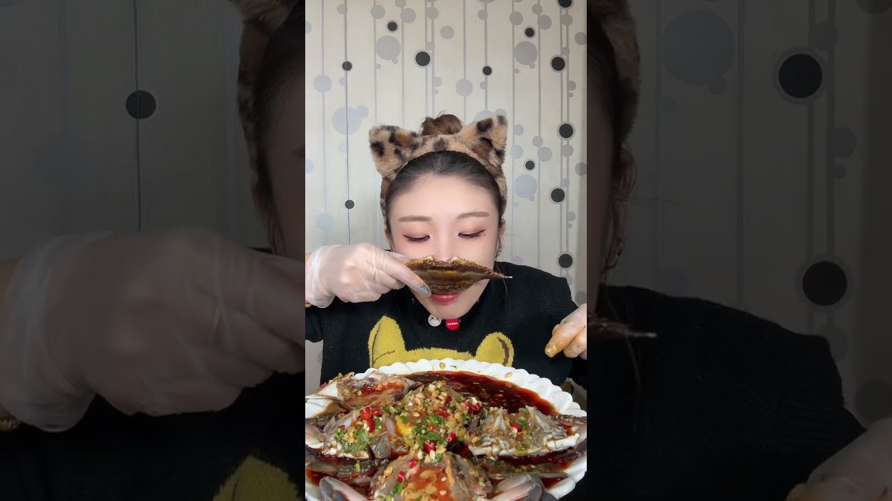 Sizzling Hot & Spicy Crab Sauce - Douyin's Latest Obsession