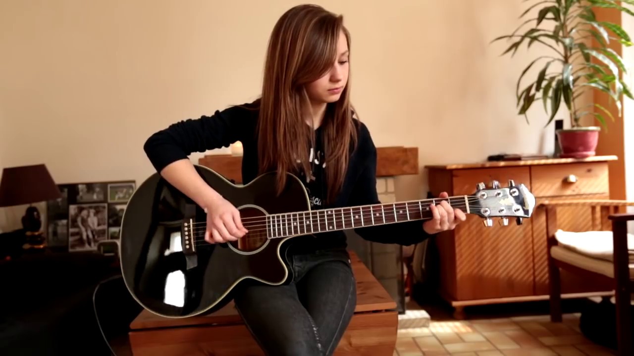 Led Zeppelin - Stairway to heaven (cover by Chloé)