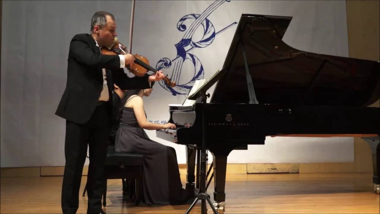 Andriy Viytovych   Schumann   Marchenbilder for viola and piano   Rasch
