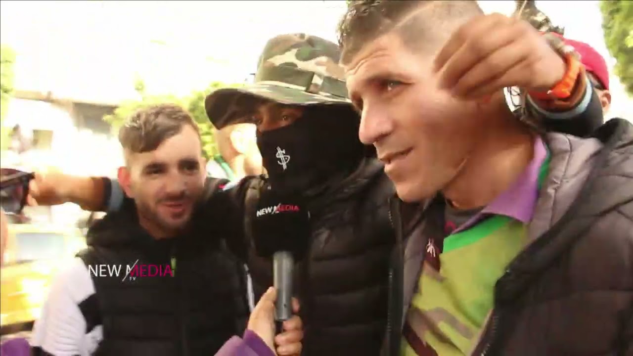 شباب من قسنطينة  .. أحد جماهير الالتراس ..   يطالب بالافراج عن زميلهم  🇩🇿 ​⚽  🇹🇳​ ​