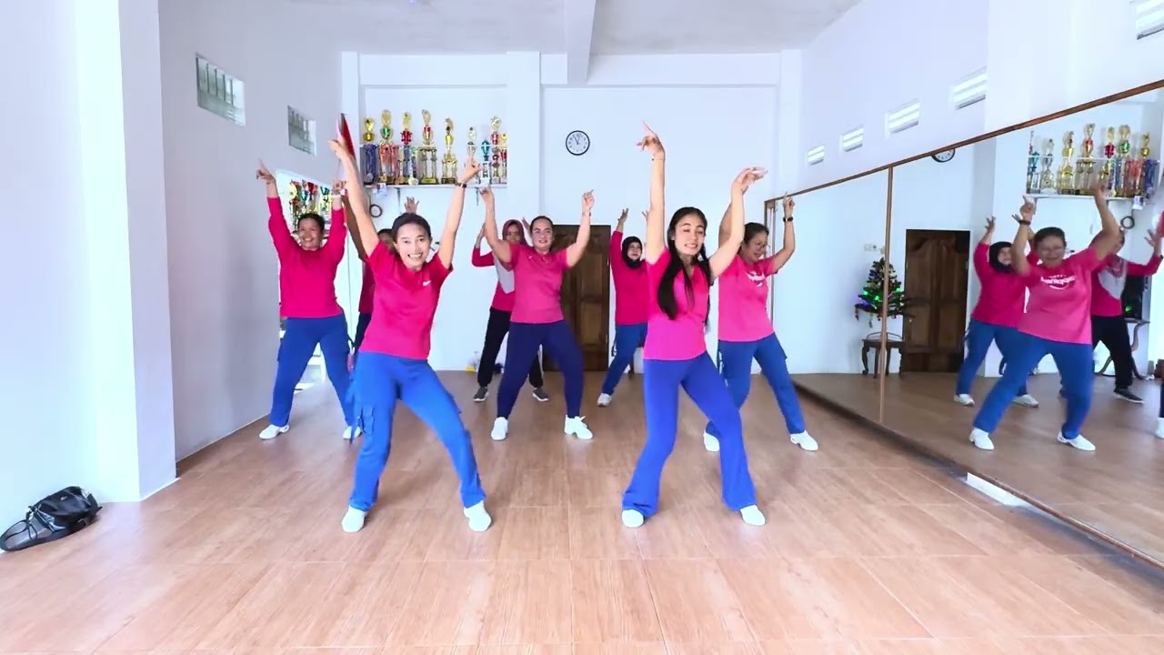 On My Way 2025 || Line Dance || Choreo : Sry Marah ( INA ) - Des 2025