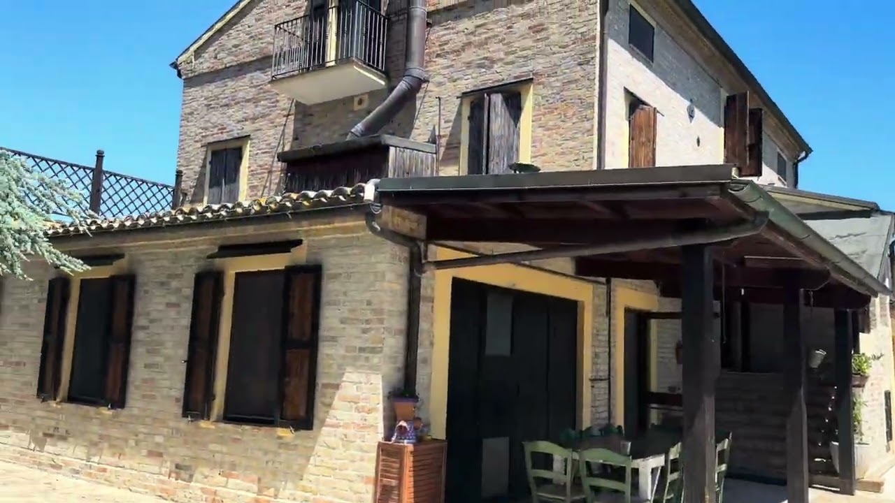 🏡HOME TOUR della villa nelle Marche dove abbiamo passato un weekend con amici