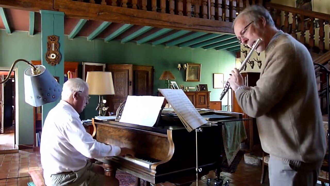 Sibelius: 'Scaramouche'  (flute & piano).