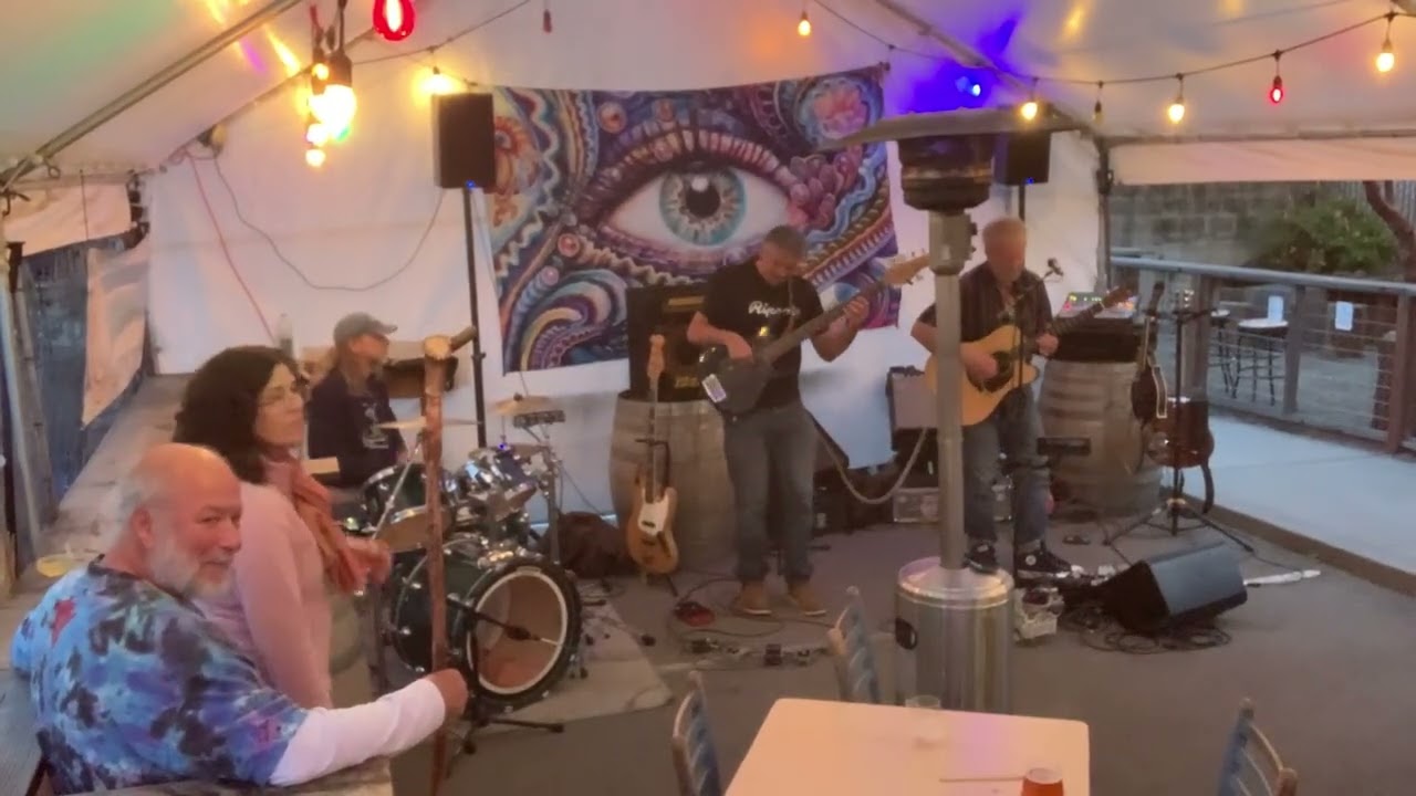 Slingshot Improv Trio Live February 4, 2026 at Discretion Brewing, Set 1