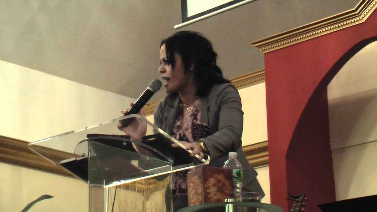 YESENIA LA PROFETA 2
