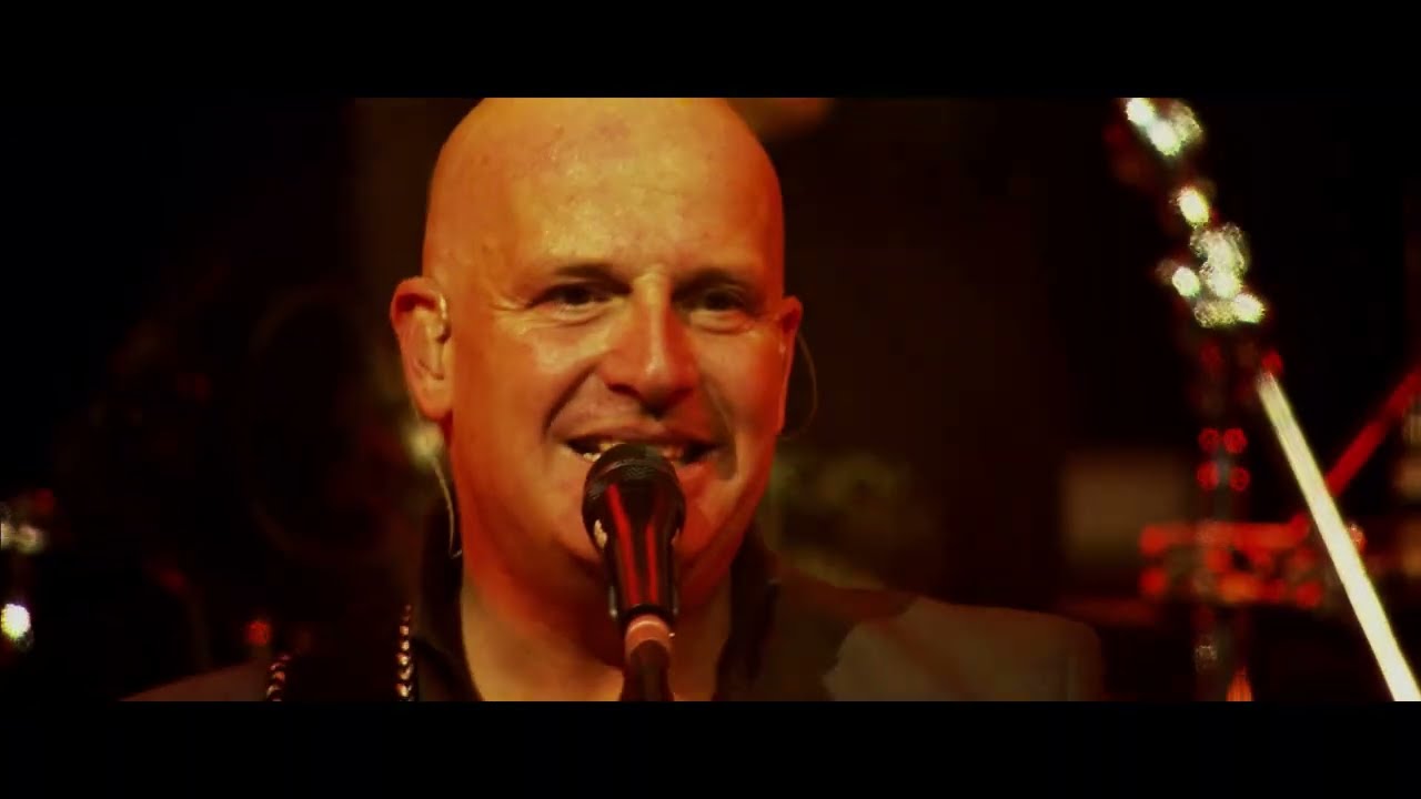 BLØF - Zaterdag (Live in de Ziggo Dome 2012)