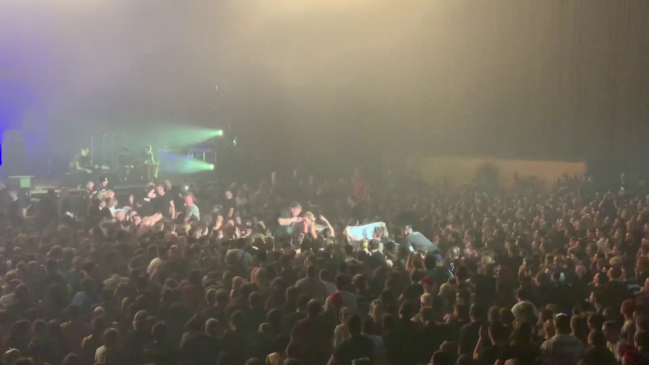 Feine Sahne Fischfilet - Weit hinaus Zwickau Stadthalle 13.12.2019